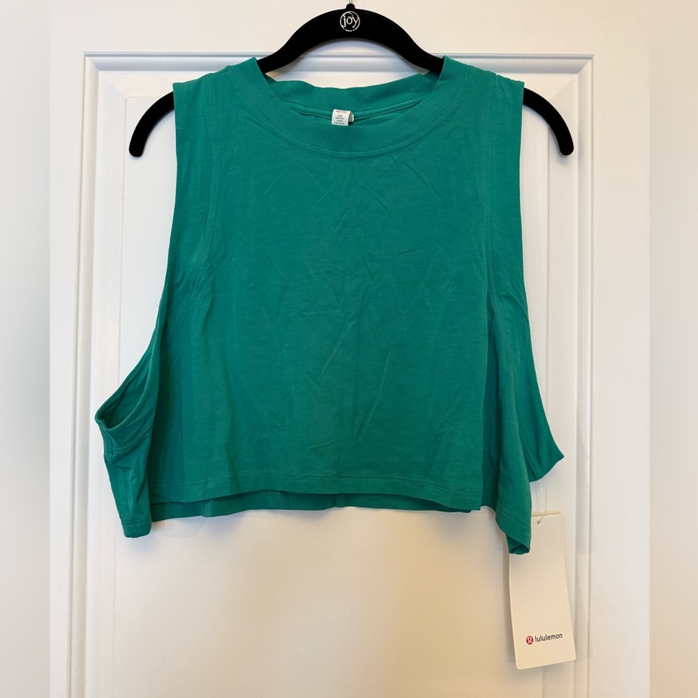 NWT Lululemon All Yours Cropped Tank in Maldives Green